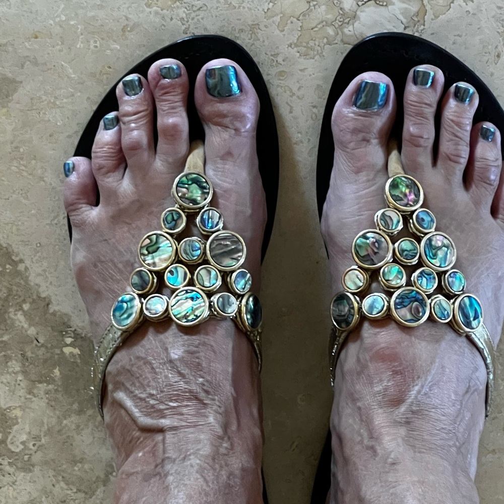Mystique flat sandals. Beautiful mother of pearl. Gold Leather. Size US 10.
